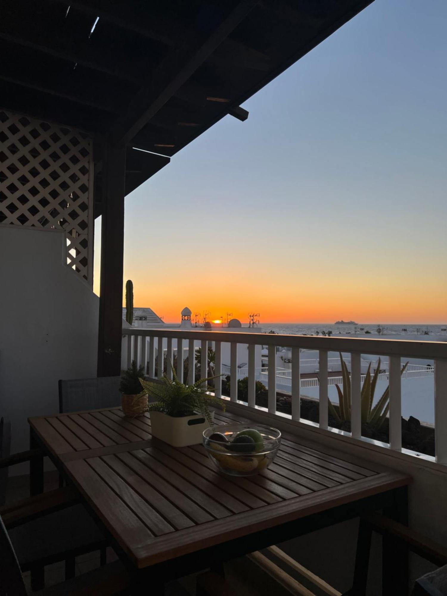Apartamento New Pools Wonderful Views Ac Costa Teguise Exterior foto